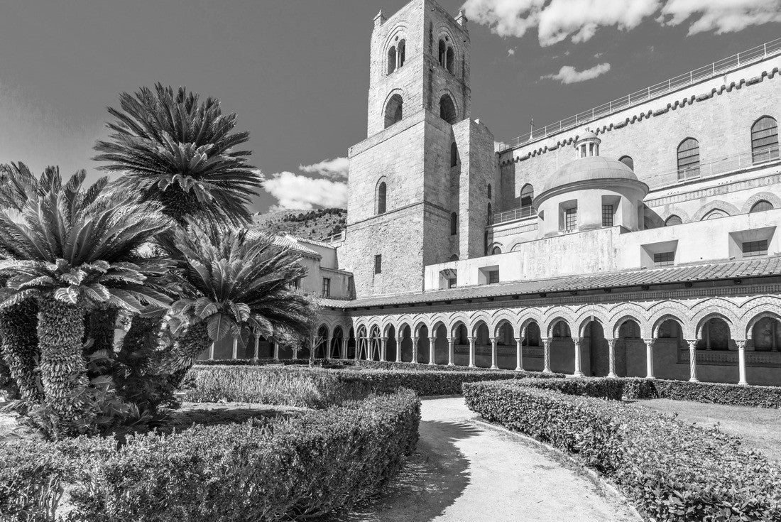 Monreale, Palermo. Norman-Byzantine cathedral in Sicily, Italy overlooking the city of Palermo 2000pc PuzzleBlack and White