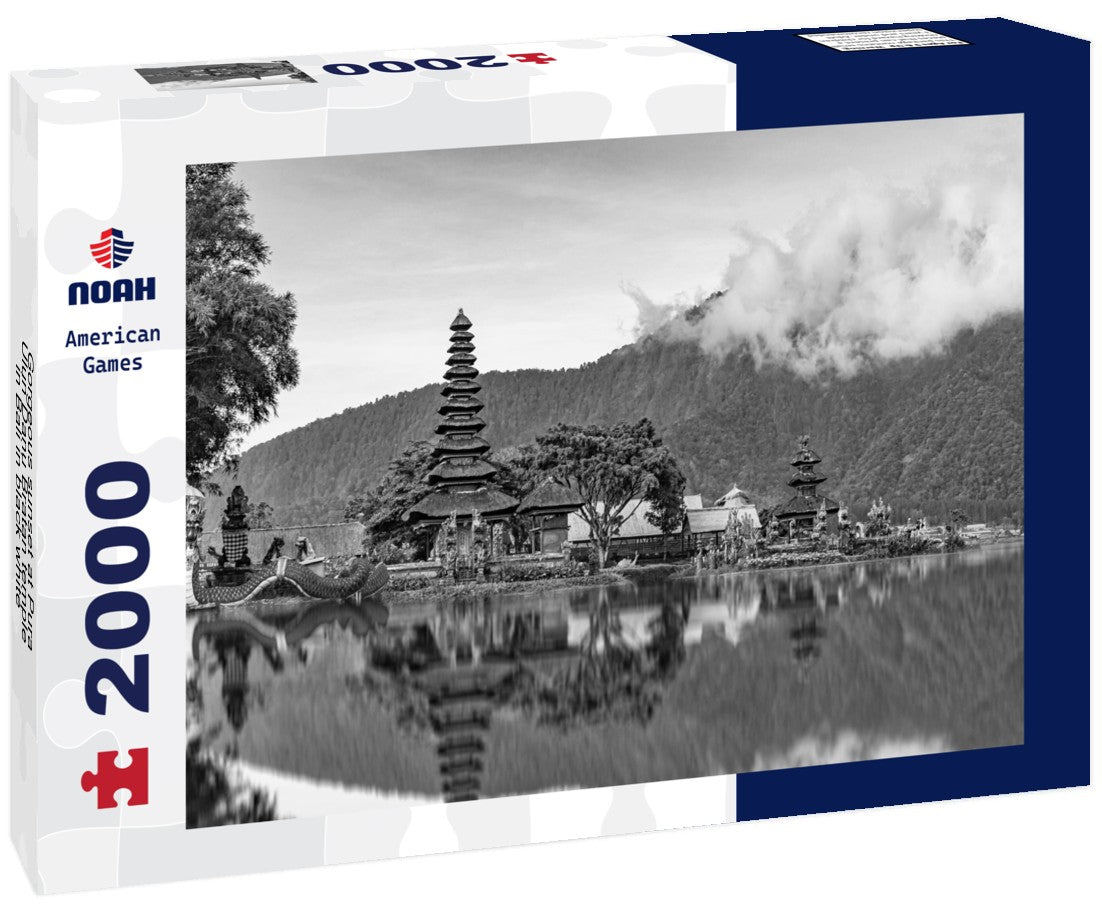 Noah Jigsaw Puzzle Gorgeous sunset at Pura Ulun Danu Bratan temple in Bali in black white 2000 pieces