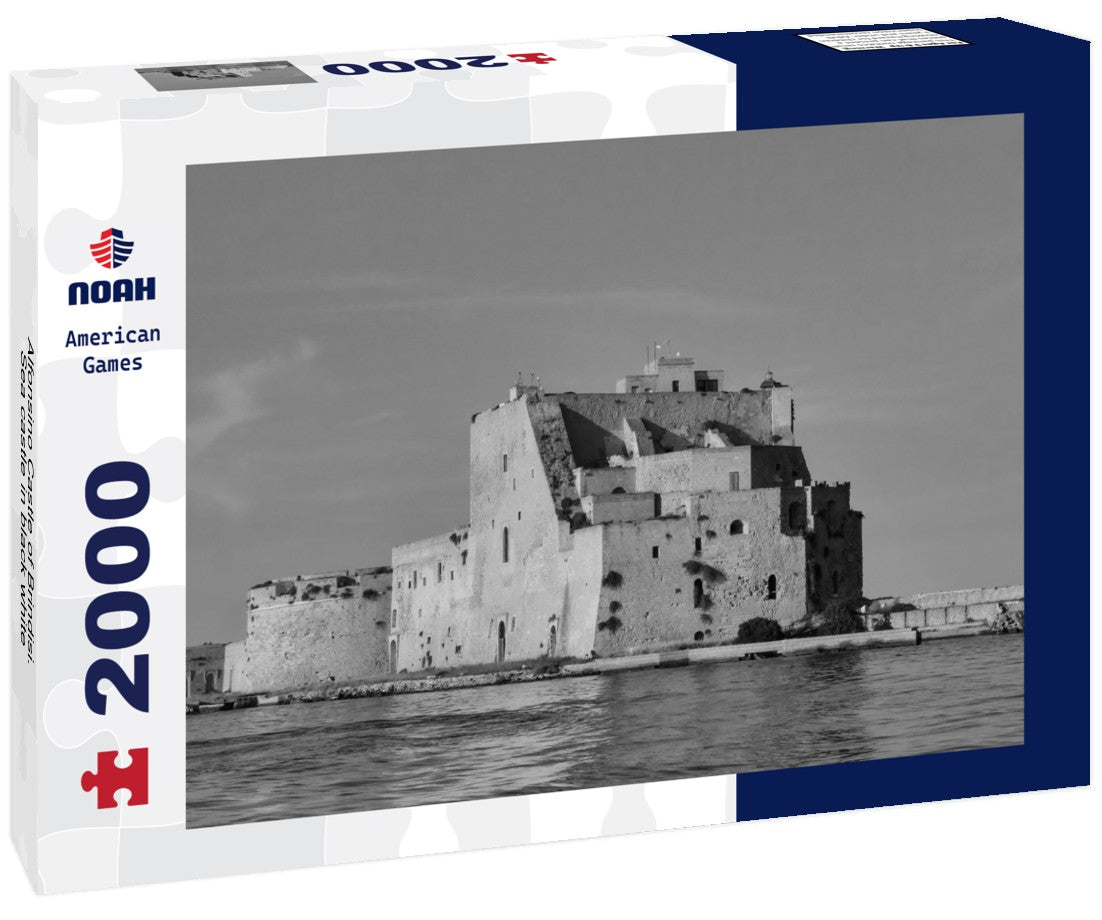 Alfonsino Castle of Brindisi. Sea castle 2000pc PuzzleBlack and White