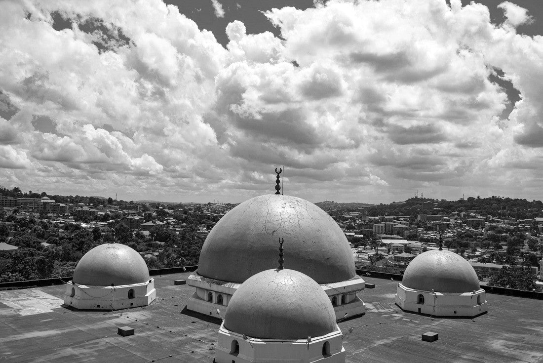 Noah Jigsaw Puzzle Minaret Gaddafi Uganda National Mosque in Kampala East Africa in black white 2000 pieces