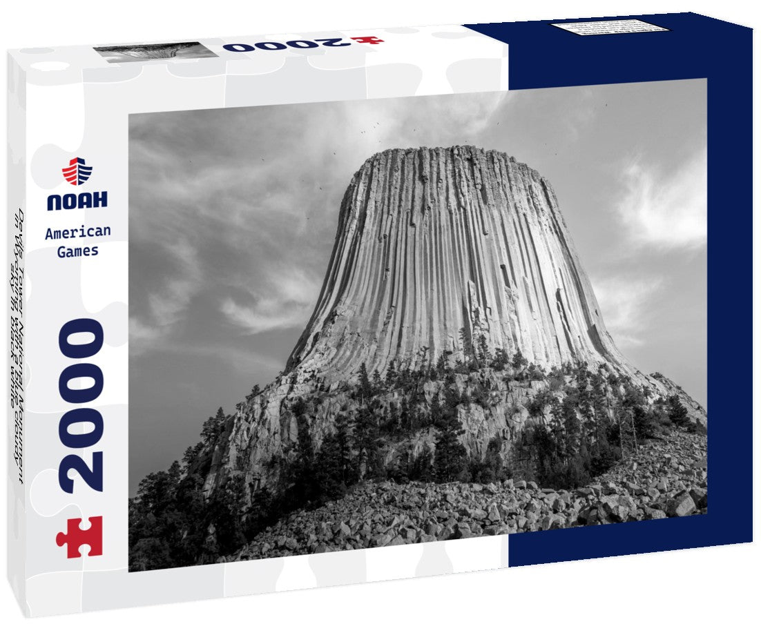 Devils Tower National Monument in Wyoming with a blue cloudy sky 2000pc PuzzleBlack and White