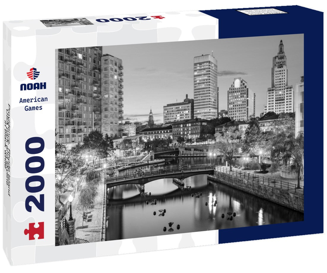 Providence, Rhode Island, USA park and skyline 2000pc PuzzleBlack and White