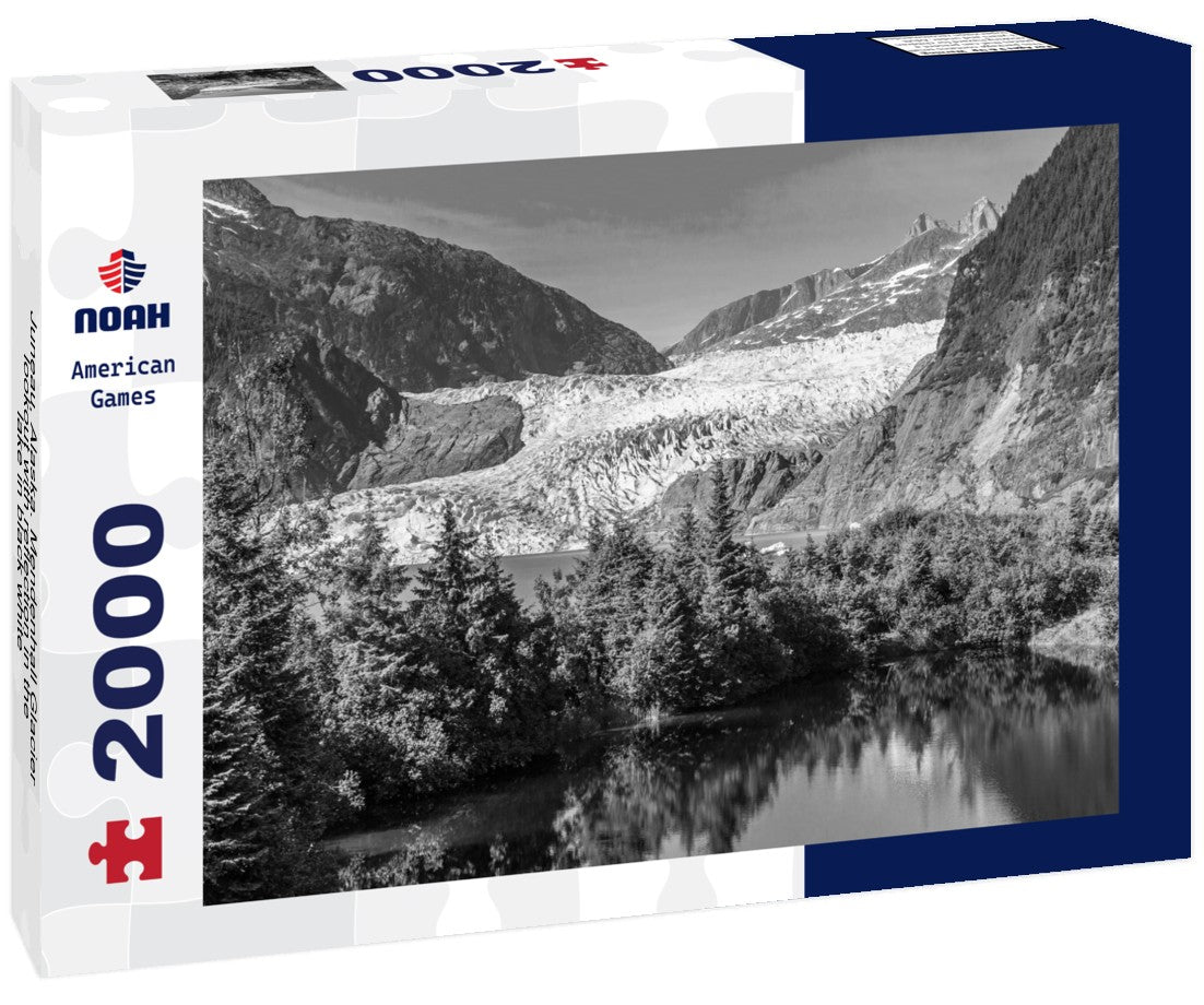 Juneau, Alaska. Mendenhall Glacier lookout with reflection in the lake 2000pc PuzzleBlack and White