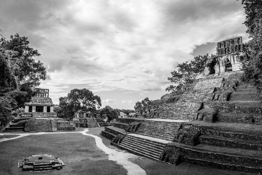 Noah Jigsaw Puzzle Temple of the Cross group at the main ruins of Palenque - Chiapas, Mexico in black white 2000 pieces