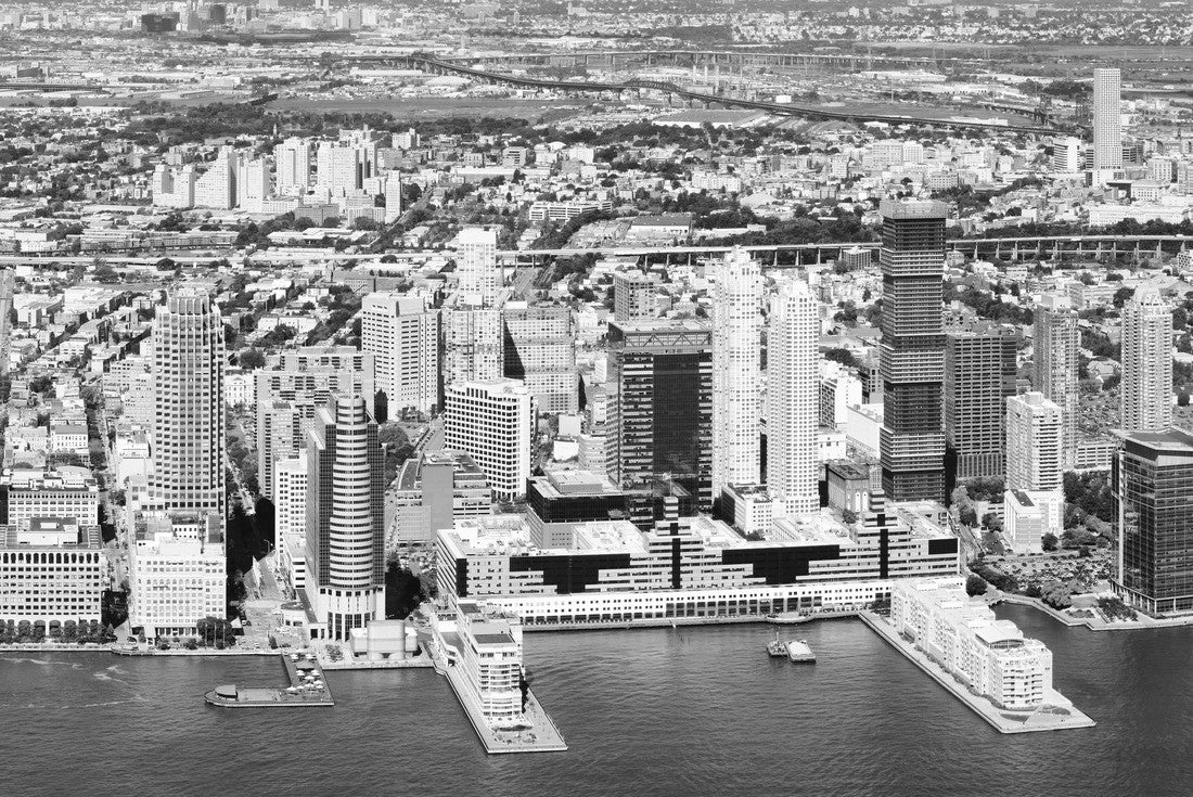 Jersey City and the Hudson River on a beautiful summer day 2000pc PuzzleBlack and White