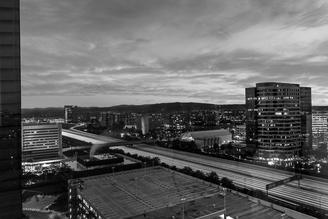 Sunrise over light trails and city lights on a highway in Irvine, California, USA 2000pc PuzzleBlack and White