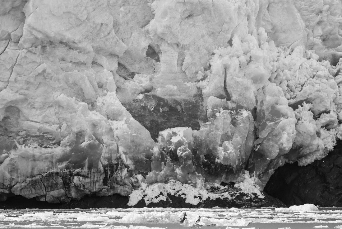 Noah Jigsaw Puzzle close up of Aialik Glacier, Kenai Fjords National Park, Alaska in black white 2000 pieces