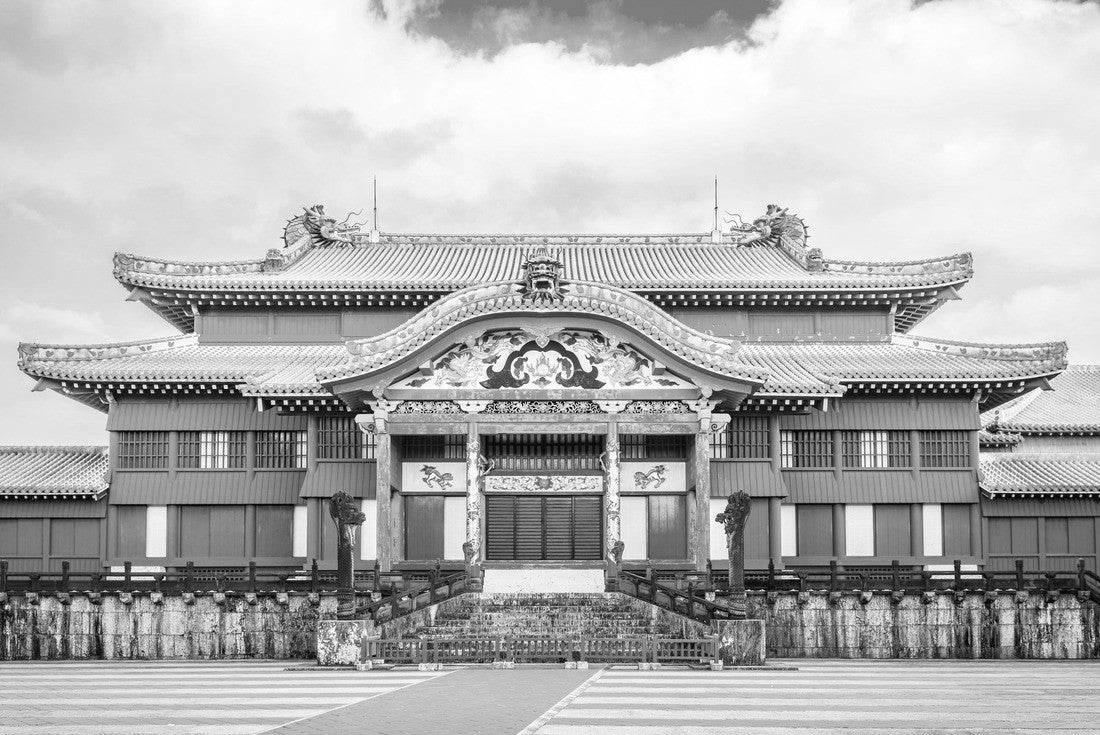 Okinawa, Japan at Shuri Castle 2000pc PuzzleBlack and White