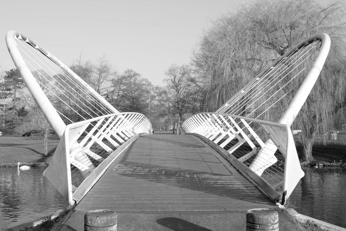 The Butterfly Bridge spanning the River Ouse in Bedford, Bedford 2000pc PuzzleBlack and White