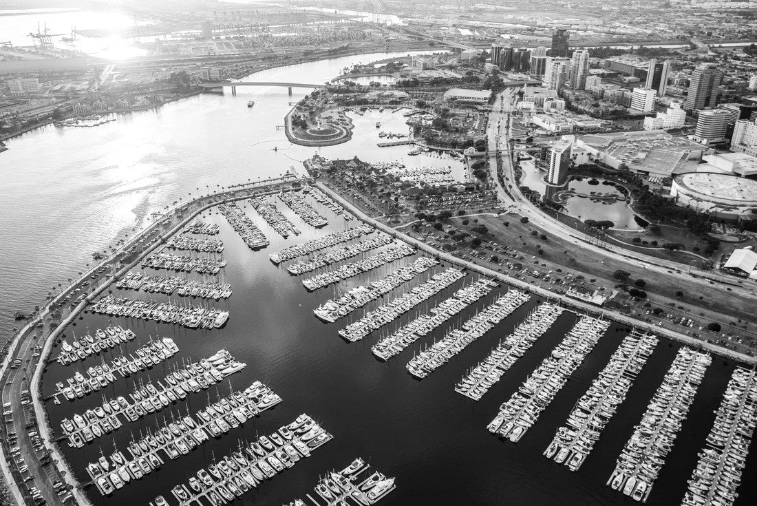 Aerial view of Redondo Beach Marina near Los Angeles, California 2000pc PuzzleBlack and White