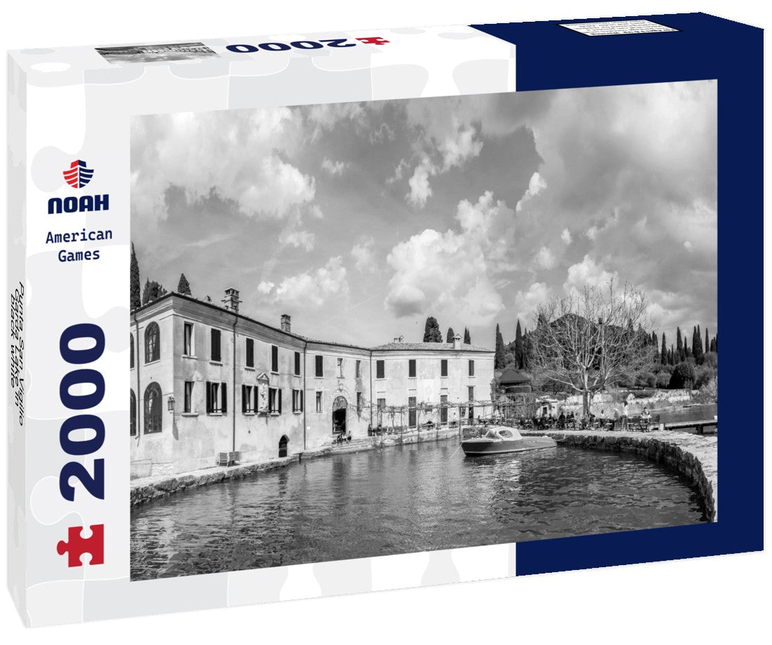 Noah Jigsaw Puzzle Punta San Vigilio, Garda Lake in black white 2000 pieces