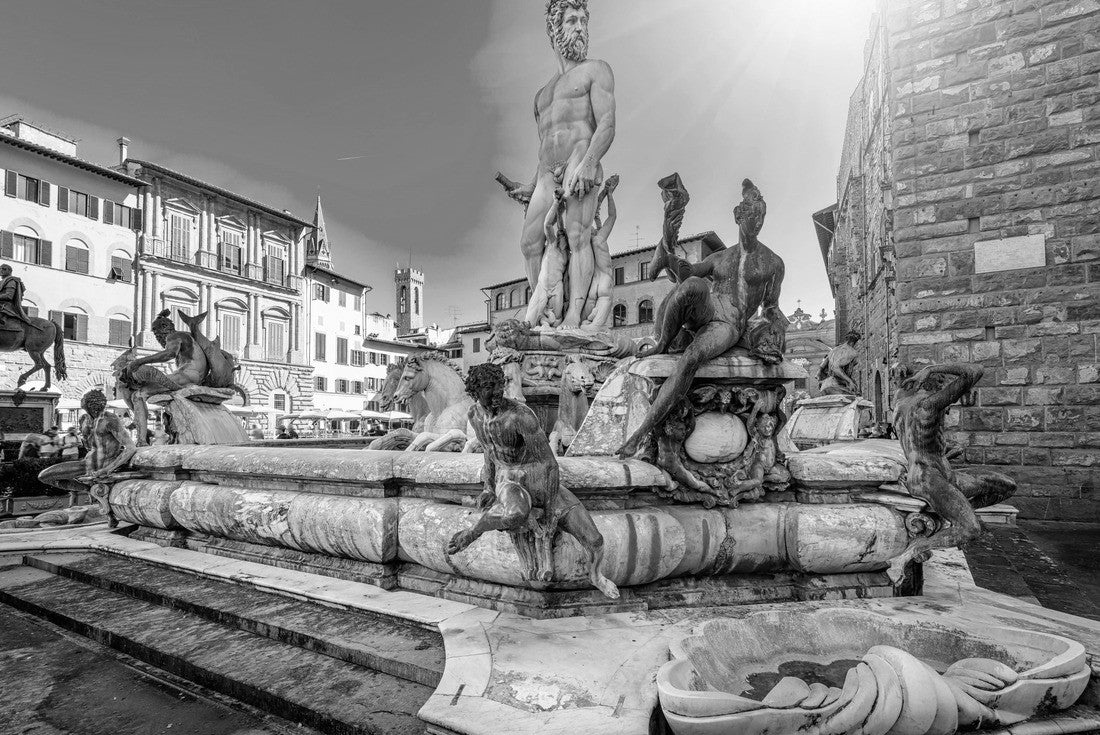 Noah Jigsaw Puzzle Fountain Neptune on the Piazza della Signoria in Florence, Italy. Florence's famous fountain. Florentine architecture. One of the main landmarks of Florence in black white 2000 pieces