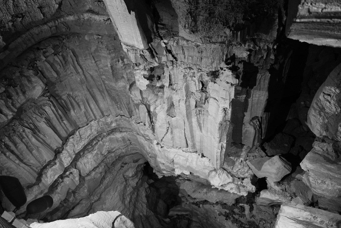 Noah Jigsaw Puzzle Mammoth Cave National Park interior, Kentucky, USA. This national park is also UNESCO World Heritage Site since 1981 in black white 2000 pieces