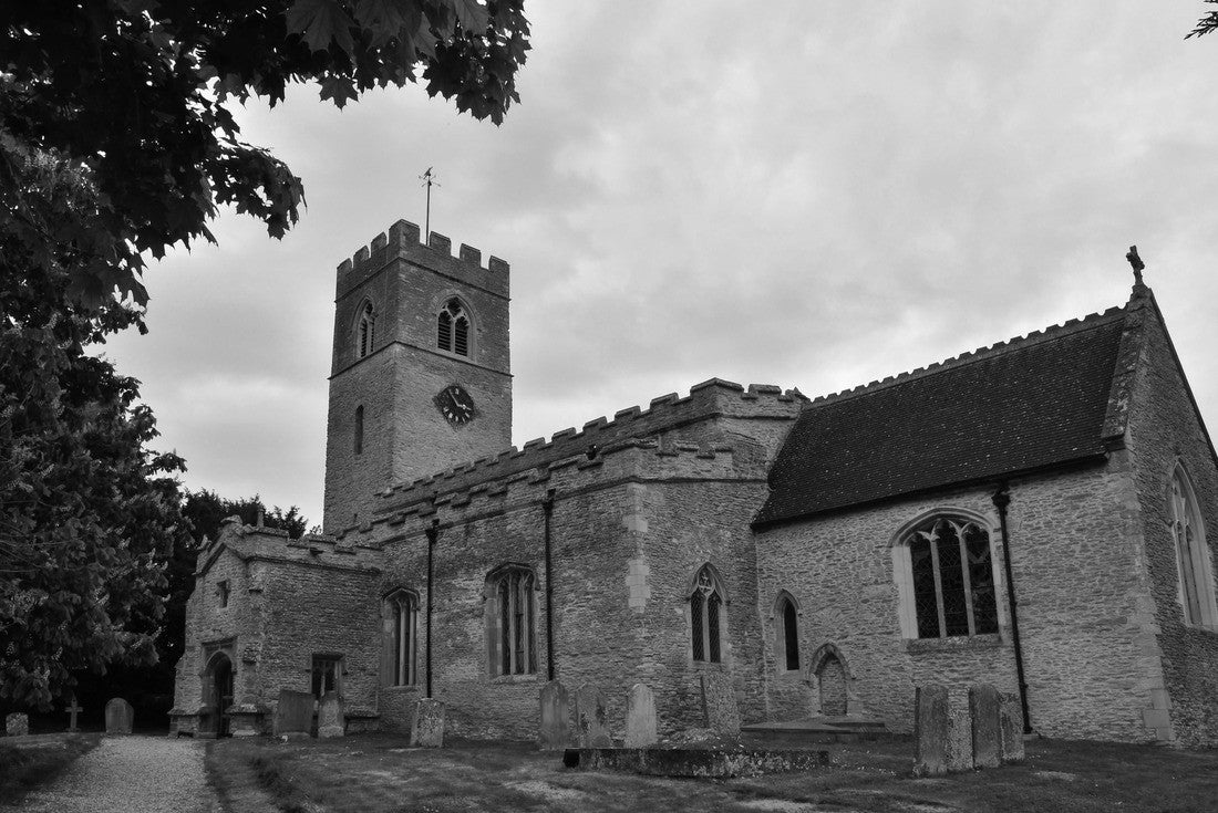 St Michael's Church, Lavendon, Buckinghamshire, England, United Kingdom 2000pc PuzzleBlack and White