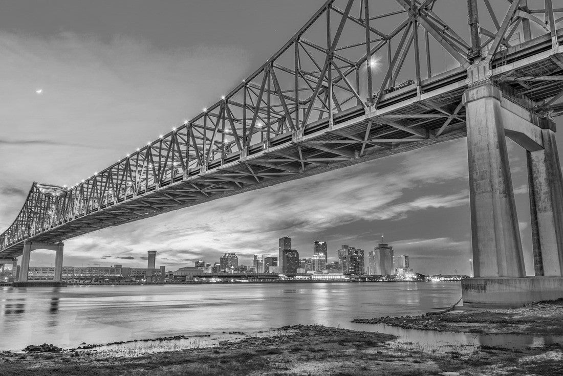 New Orleans, Louisiana, USA at Crescent City Connection Bridge over the Mississippi River 2000pc PuzzleBlack and White