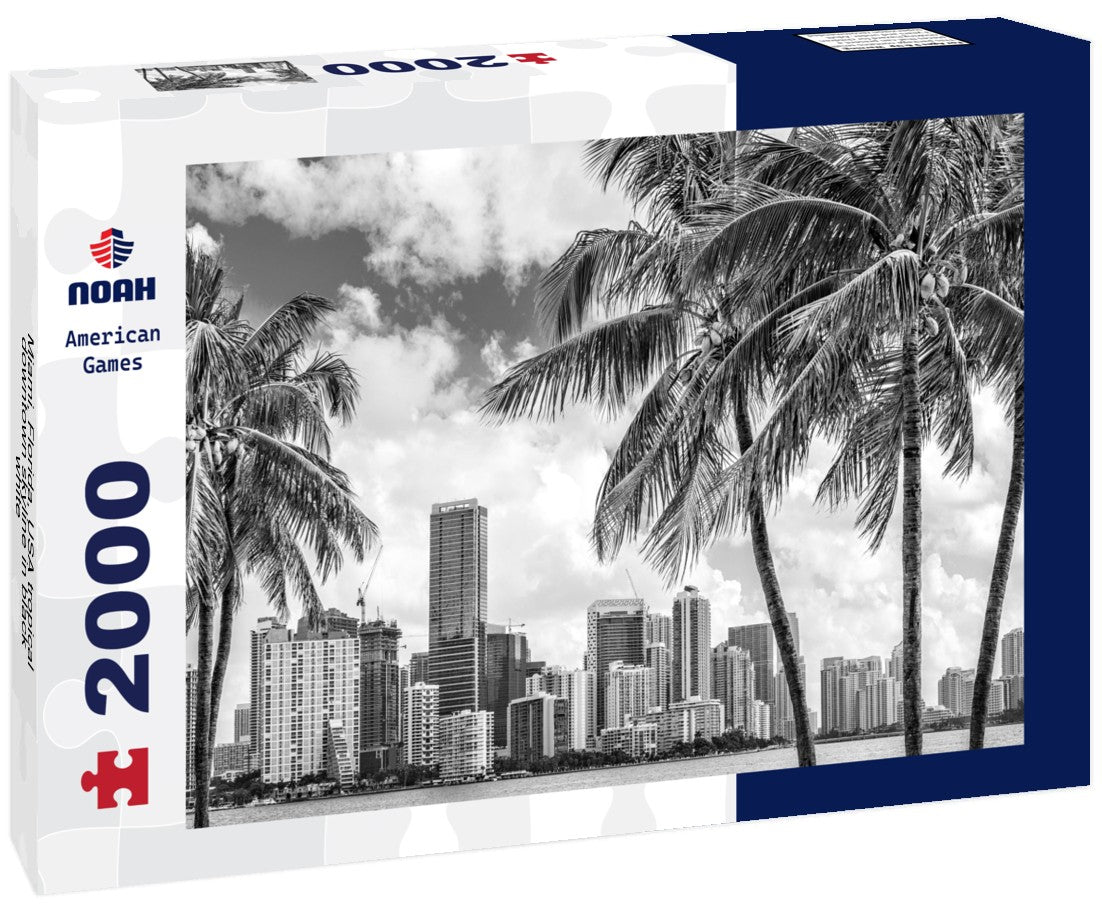 Miami, Florida, USA tropical downtown skyline 2000pc PuzzleBlack and White