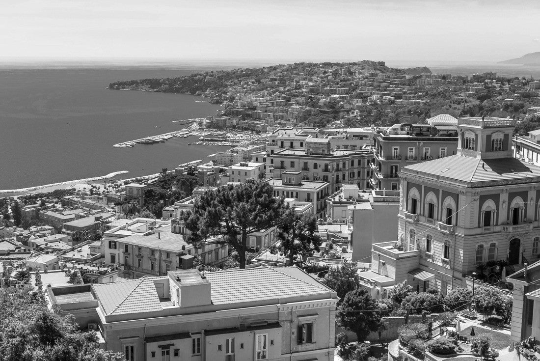 Aerial view from the hill above Naples, Italy. View of the old city of Naples from Castel Sant'Elmo. Sunny spring day 2000pc PuzzleBlack and White
