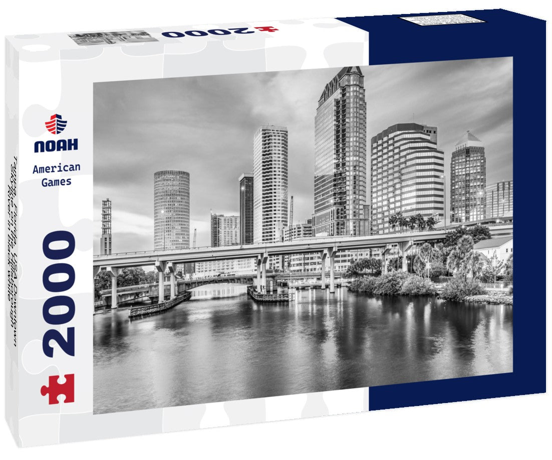 Tampa, Florida, USA Downtown Skyline on the Hillsborough River 2000pc PuzzleBlack and White