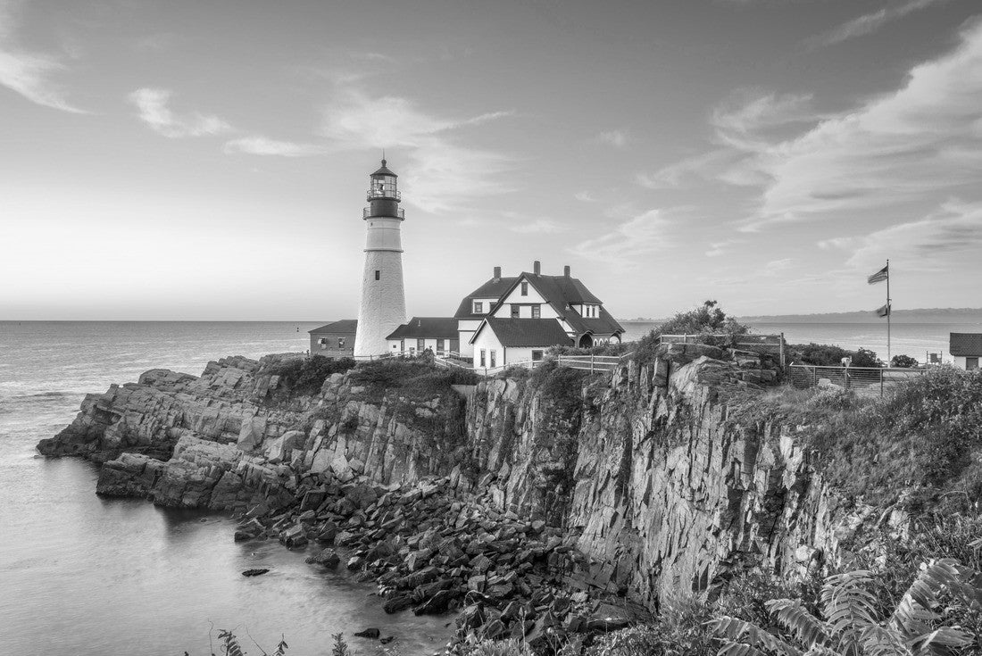 Portland, Maine, USA at Portland Head Light 2000pc PuzzleBlack and White