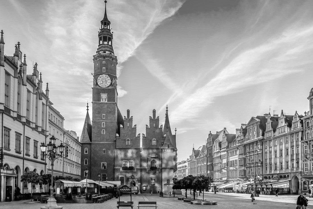 Market square with town hall in Wroclaw, Poland in the early morning 2000pc PuzzleBlack and White