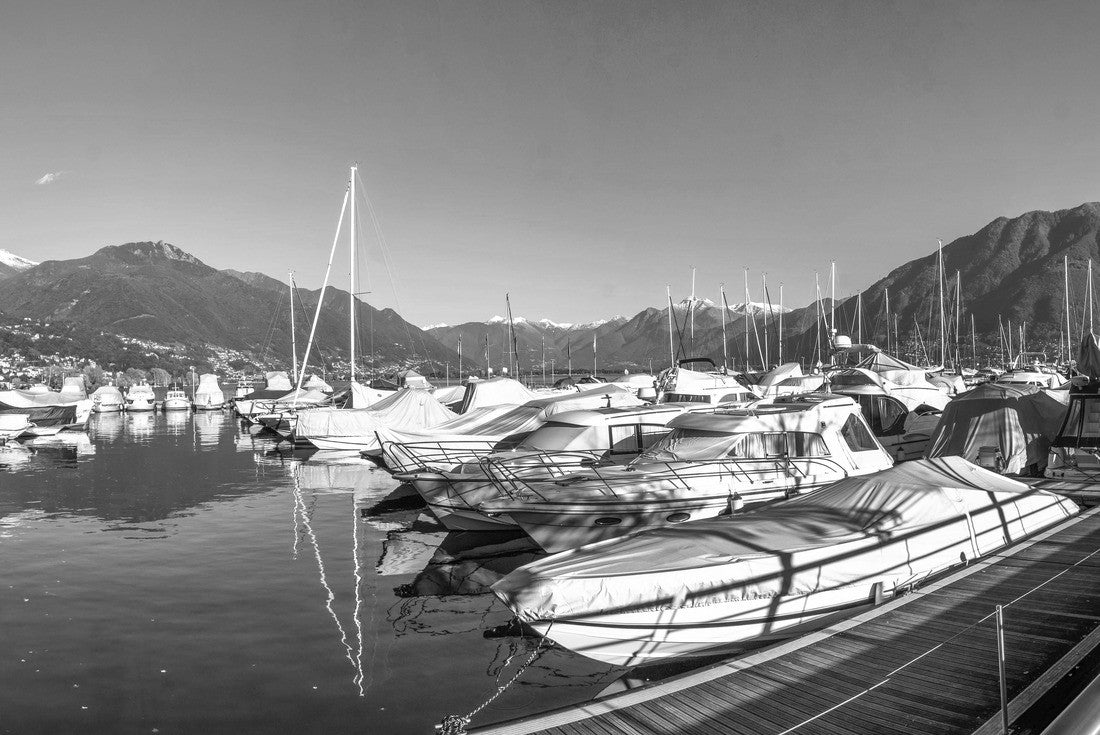 Noah Jigsaw Puzzle Locarno, Lake Maggiore in black white 2000 pieces