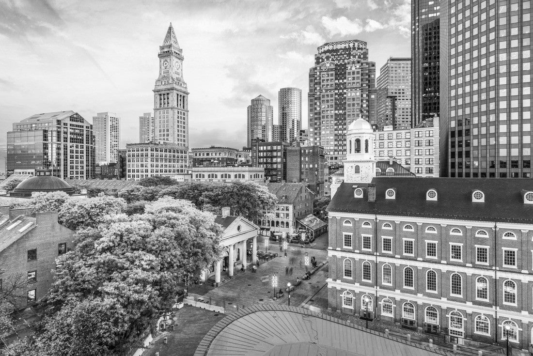 Boston, Massachusetts, USA historic skyline at night 2000pc PuzzleBlack and White