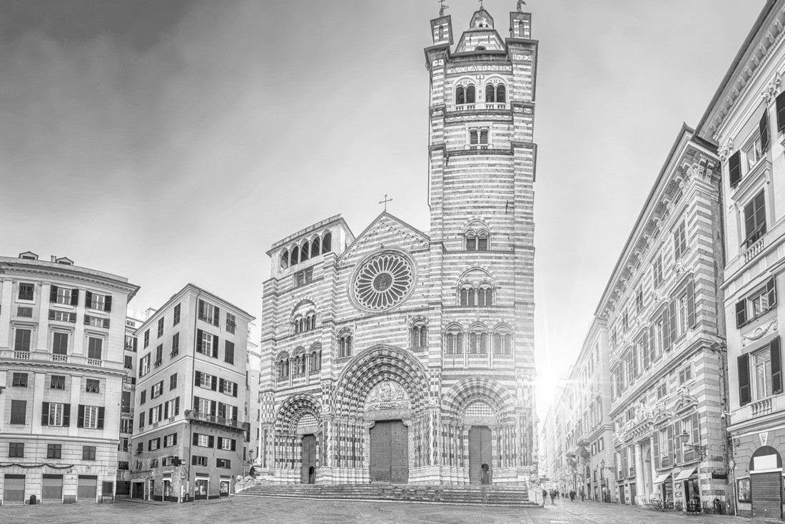 Genoa Cathedral at sunrise - view from Piazza San Lorenzo square in Genoa, Liguria, Italy 2000pc PuzzleBlack and White