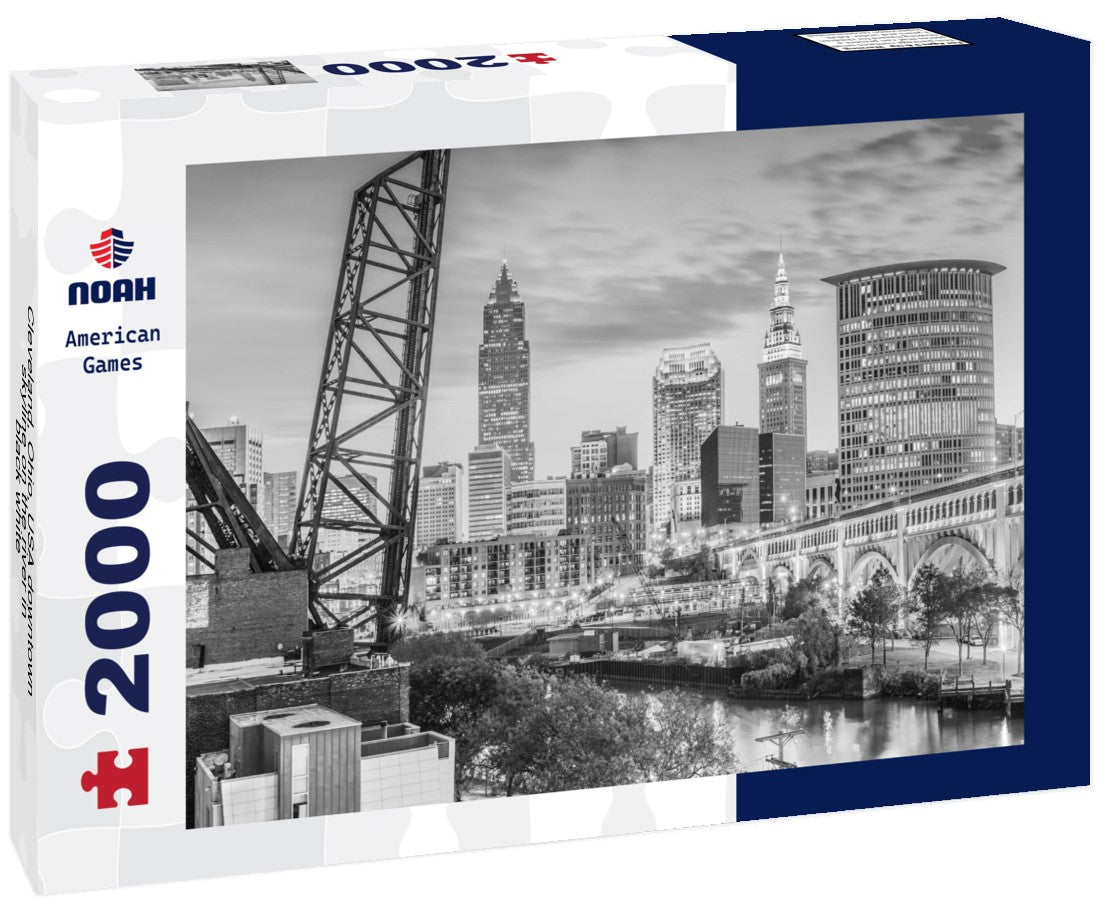Cleveland, Ohio, USA downtown skyline on the river 2000pc PuzzleBlack and White
