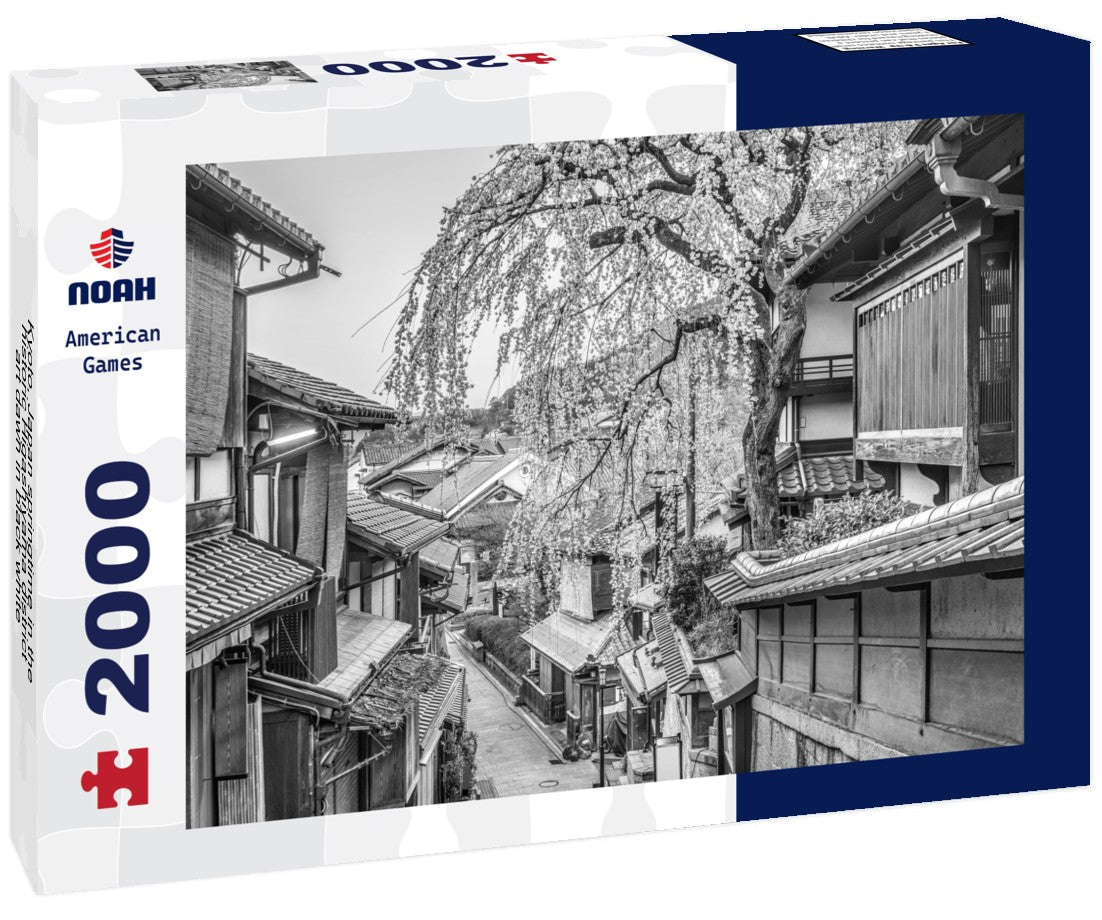 Kyoto, Japan springtime in the historic Higashiyama district art dawn 2000pc PuzzleBlack and White