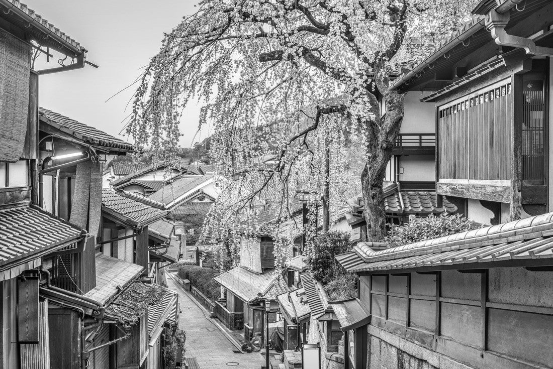 Kyoto, Japan springtime in the historic Higashiyama district art dawn 2000pc PuzzleBlack and White