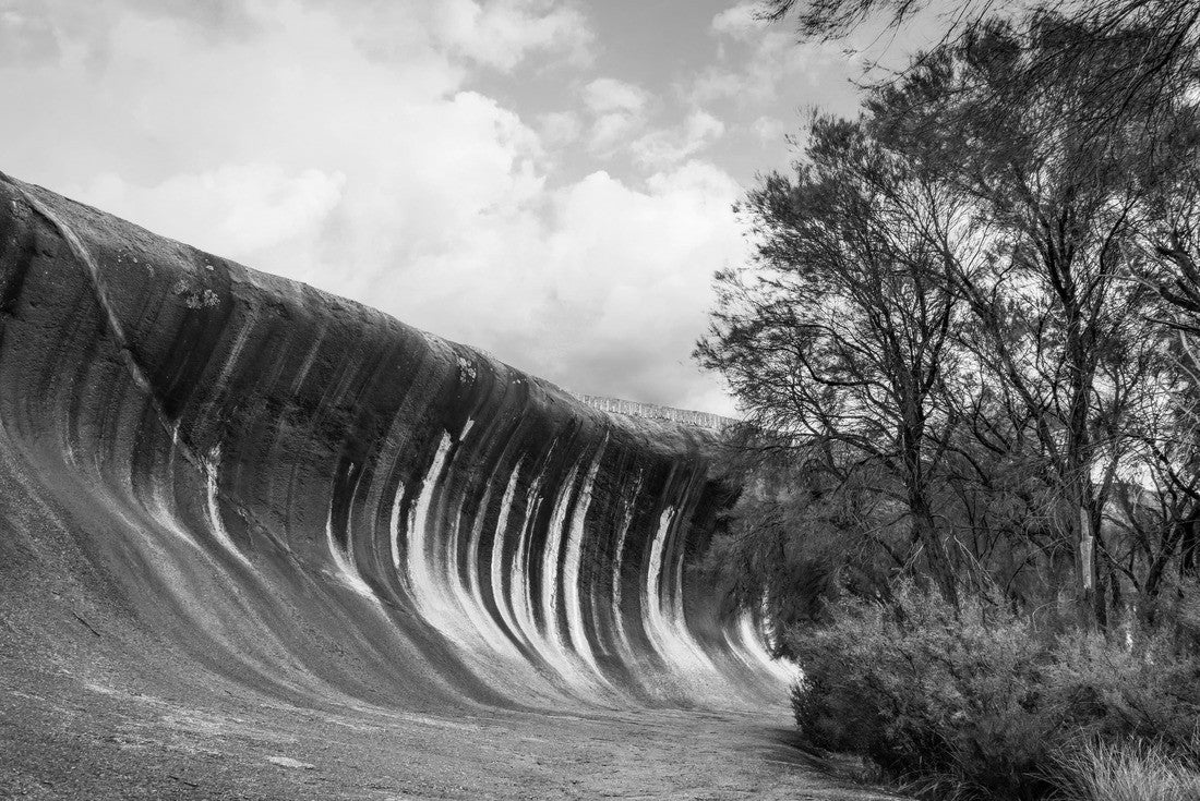 Sunset at Wave Rock near the town of Hyden, in the south west of Western Australia, Australia 2000pc PuzzleBlack and White