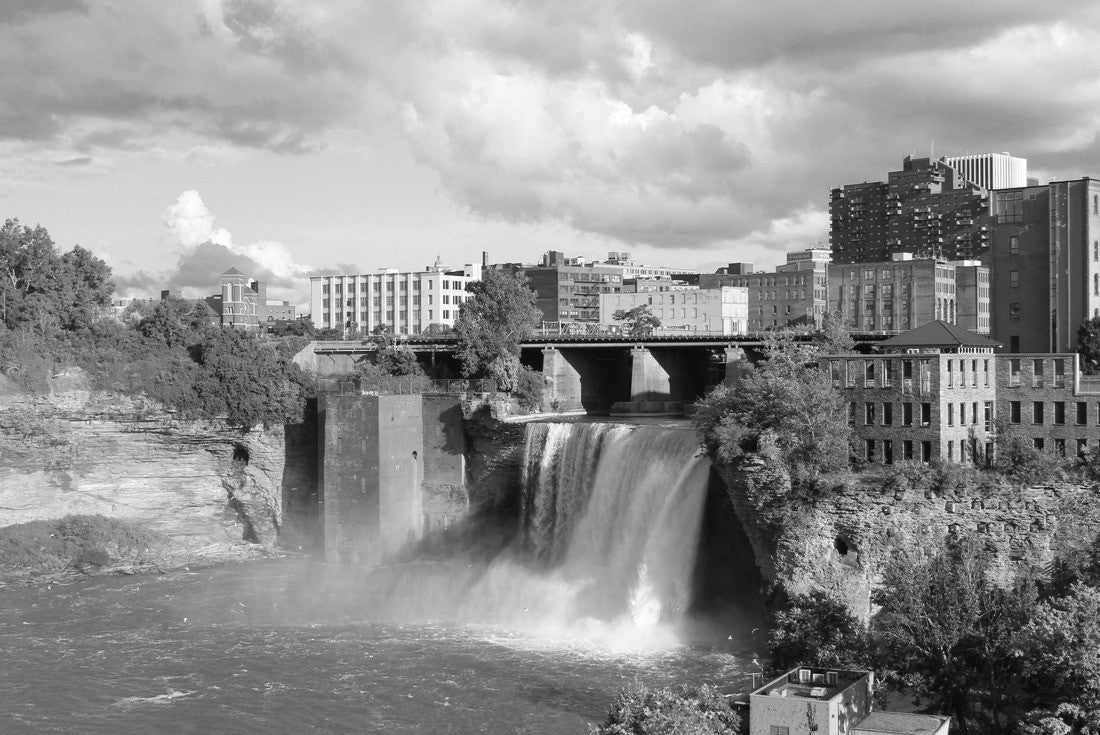 High Falls and skyline Rochester, New York. View from Pont De Rennes pedestrian bridge 2000pc PuzzleBlack and White