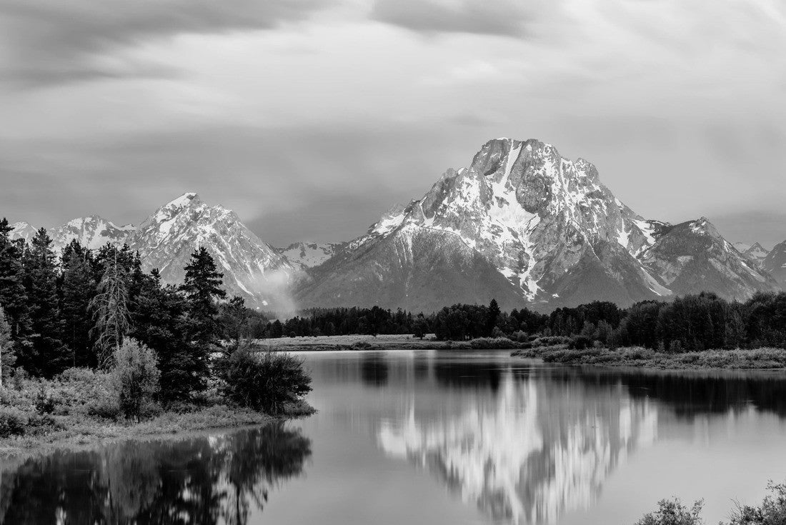 Noah Jigsaw Puzzle Grand Teton Mountains from Oxbow Bend on the Snake River at sunrise. Grand Teton National Park, Wyoming, USA in black white 2000 pieces