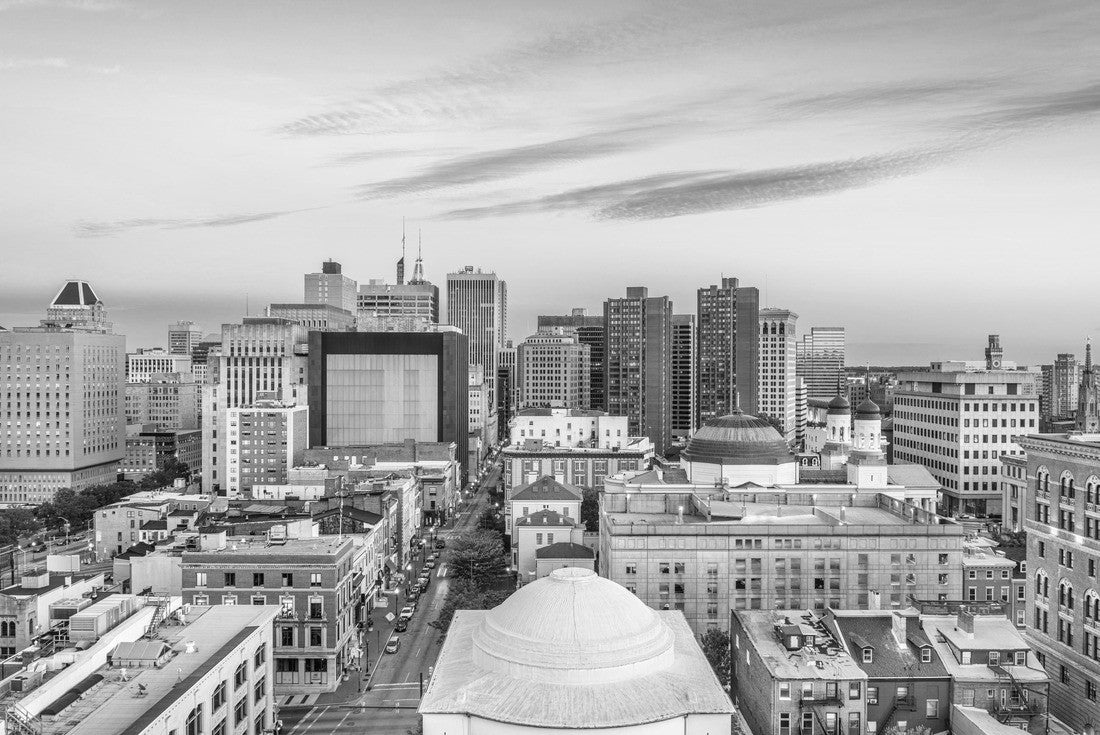 Baltimore, Maryland, USA Skyline over the Inner Harbor at dusk 2000pc PuzzleBlack and White