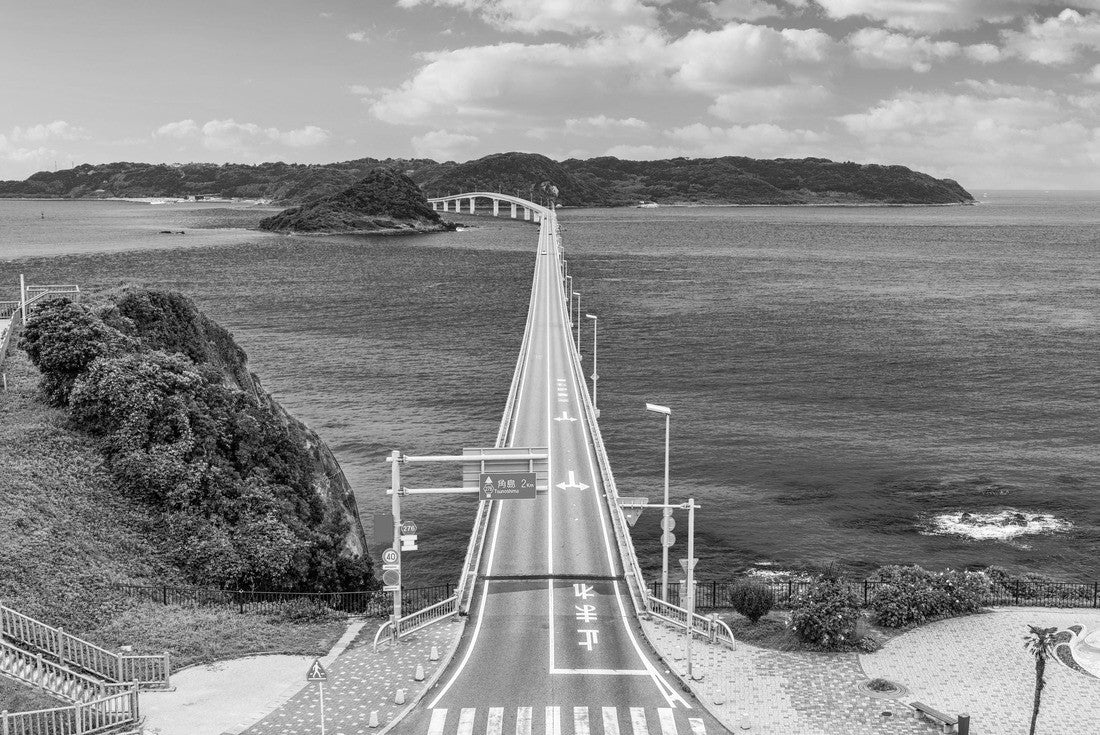 Noah Jigsaw Puzzle Tsunoshima Ohashi Bridge in Shimonoseki, Japan. (street reads: intersection, stop. sign reads: tsunoshima) in black white 2000 pieces