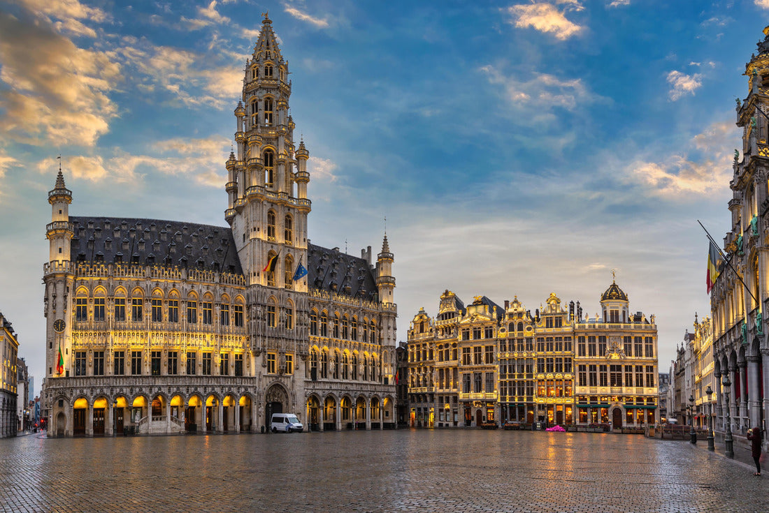 Brussels Belgium, Sunset skyline on the famous Grand Place square 2000pc Puzzle