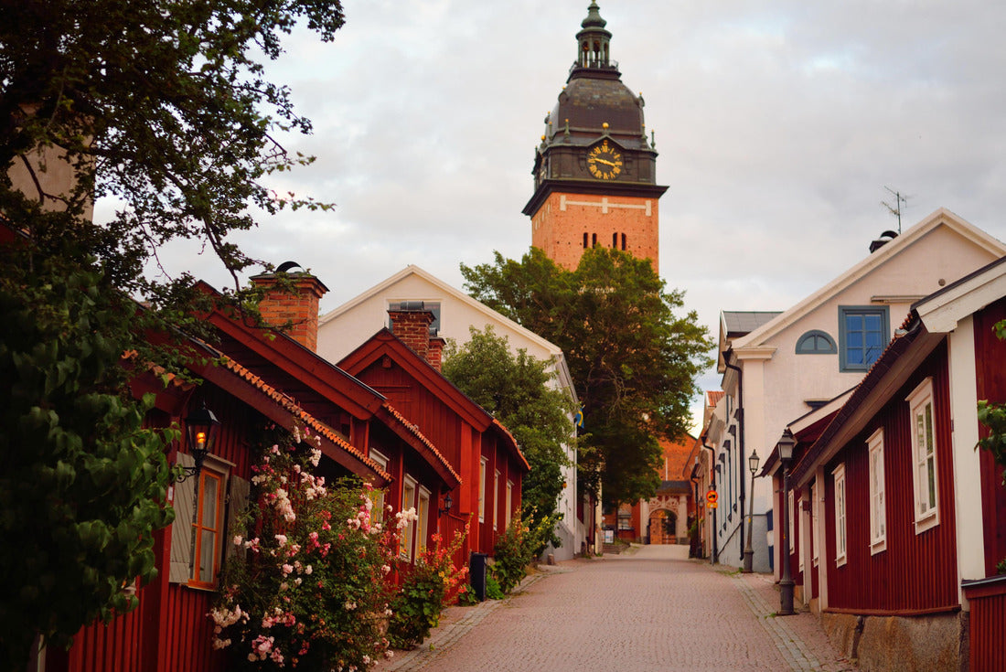 An empty street to the cathedral. Traditional swedish architecture. Strängnäs, Mälaren lake, Sweden 2000pc Puzzle