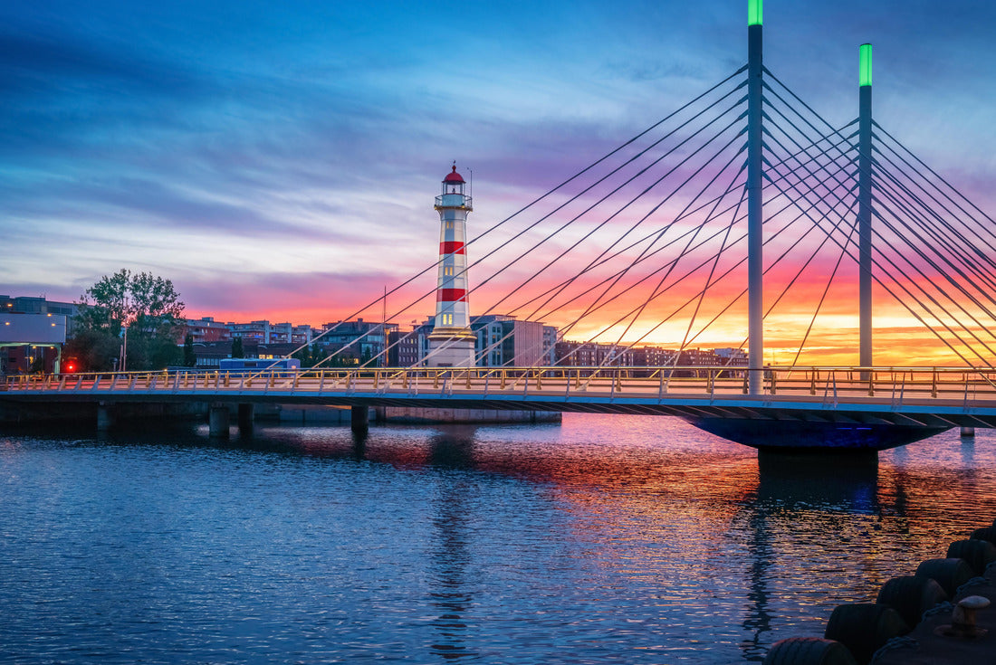 Malmo Old Light House and University Bridge at sunset - Malmo, Sweden 2000pc Puzzle