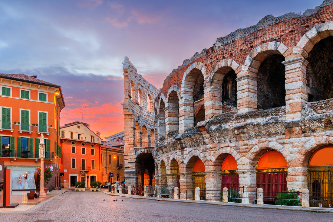 Verona, Italy. The Arena, Roman amphitheater on Piazza Bra 2000pc Puzzle