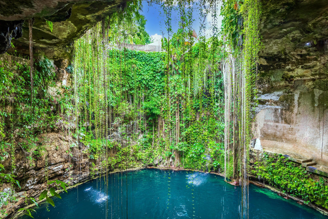 Ik-Kil Cenote, Mexico. Beautiful cenote on the Yucatan peninsula with transparent water and hanging roots. Chichen Itza, Central America 2000pc Puzzle