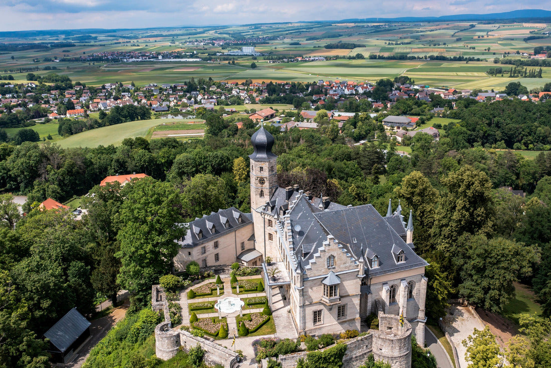 Aerial view, Callenberg Castle, hunting lodge and summer palace of the Dukes of Saxe-Coburg and Gotha, Coburg, Upper Franconia, Bavaria, Germany 2000pc Puzzle