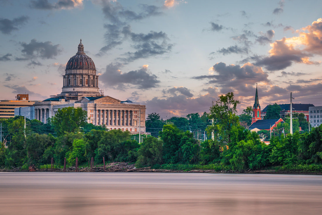 Jefferson City, Missouri, USA downtown view on the Missouri River with the State Capitol at dusk 2000pc Puzzle