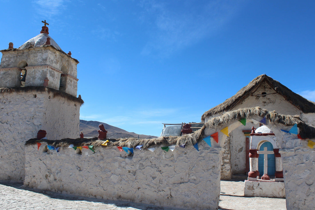 Noah Jigsaw Puzzle View of the church of Parinacota, in northern Chile 2000 pieces