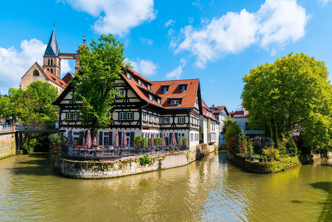 Germany, old town houses of Esslingen am Neckar city in summer with blue sky and sun next to the Nectar river water, a tourist destination 2000pc Puzzle