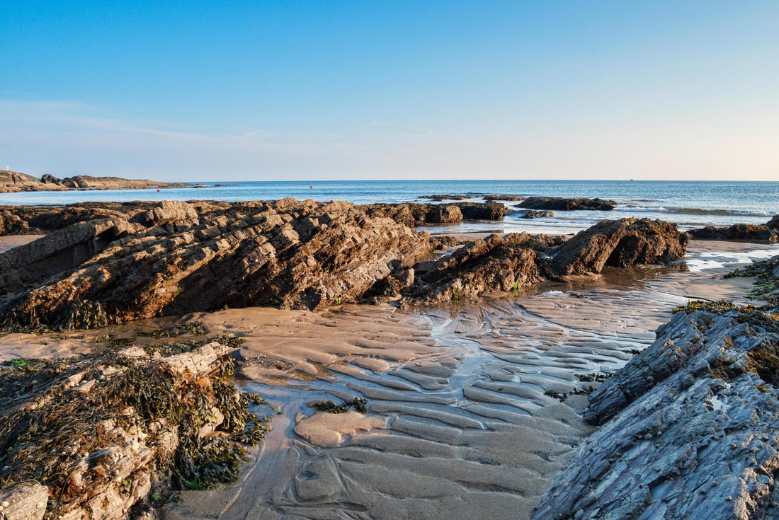Bovisand Beach and Bay, Devon, UK, at low tide, with clear blue sky 2000pc Puzzle