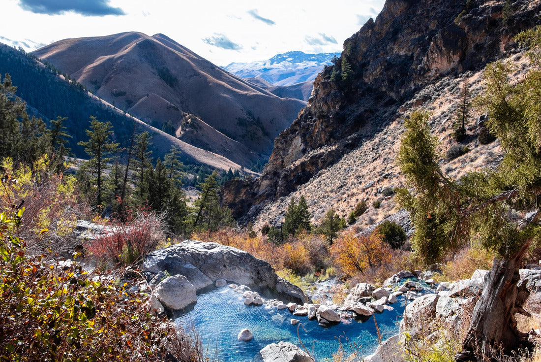 Goldbug Hot Springs in Idaho's Salmon-Challis National Forest. 2000pc Puzzle