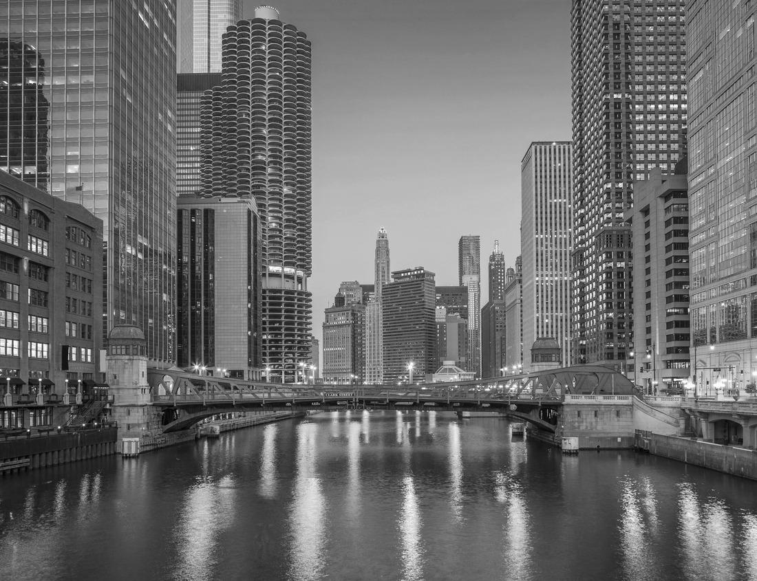 Noah Jigsaw Puzzle Old city of Monnickendam, Netherlands in black white 1000 pieces