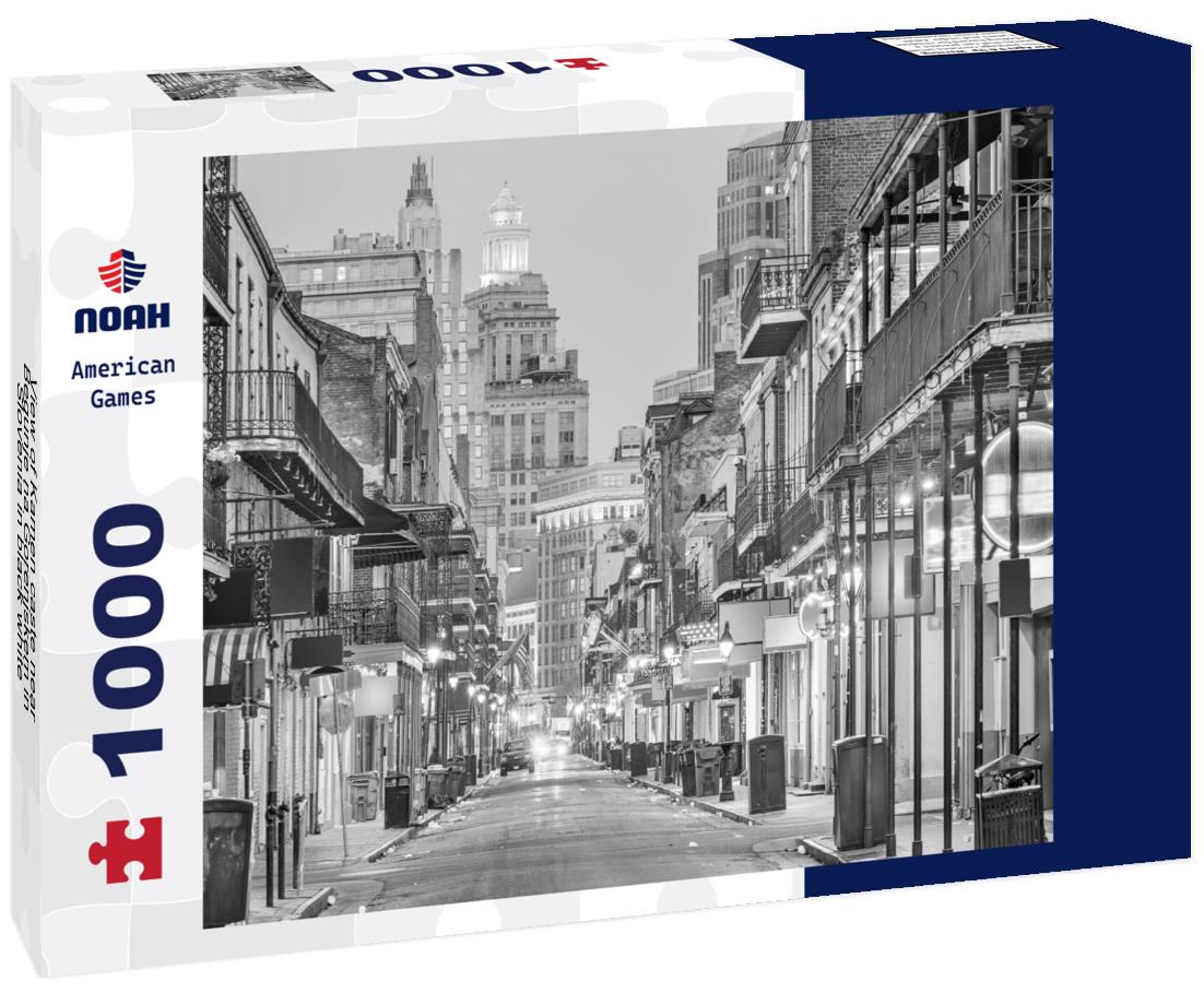 Noah Jigsaw Puzzle View of Kamen caste near Begunje na Gorenjskem in Slovenia in black white 1000 pieces