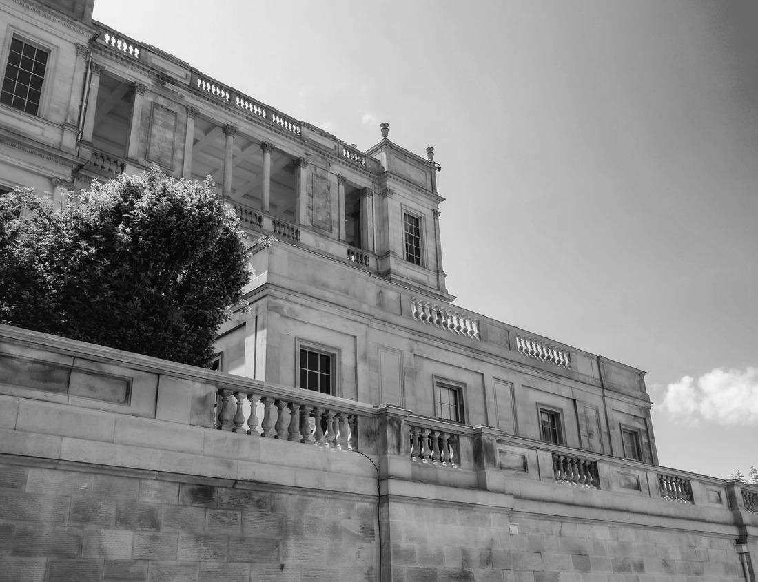 Noah Jigsaw Puzzle A view of red gondolas, and cableways moving to the top of the mountain over the beautiful landscapes around the Carpathian mountains in Poiana Brasov, Romania in black white 1000 pieces
