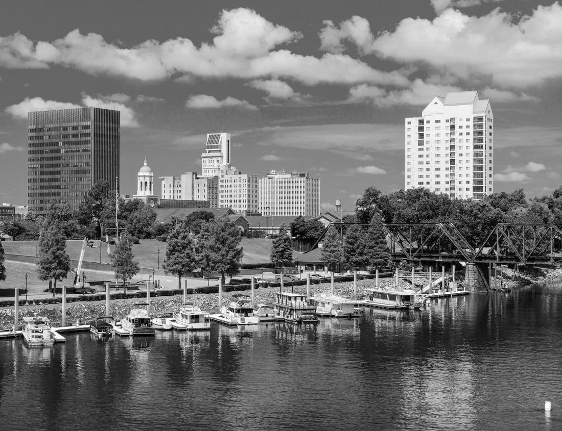 Noah Jigsaw Puzzle Old city of Harlingen, Netherlands in black white 1000 pieces